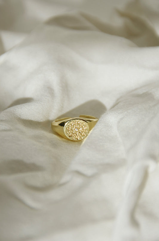 Sol 18k Gold Plated Sun Constellation Gold Signet Ring